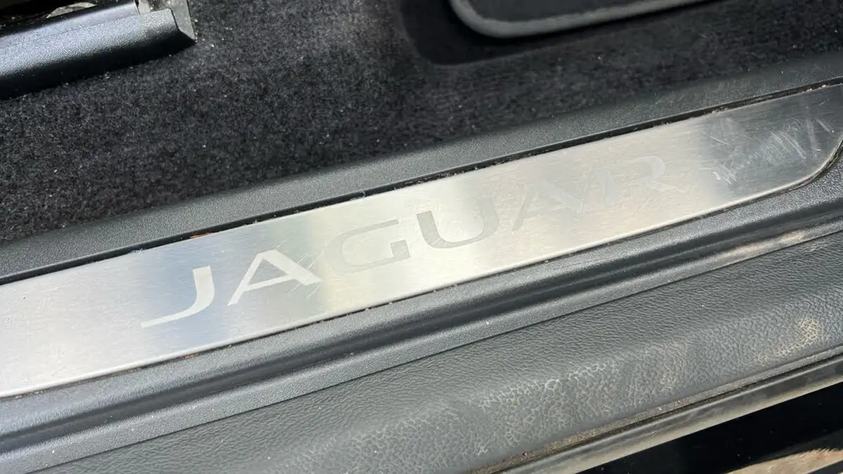 2023-jaguar-i-pace-ev400-r-dynamic-hse-black-big-20