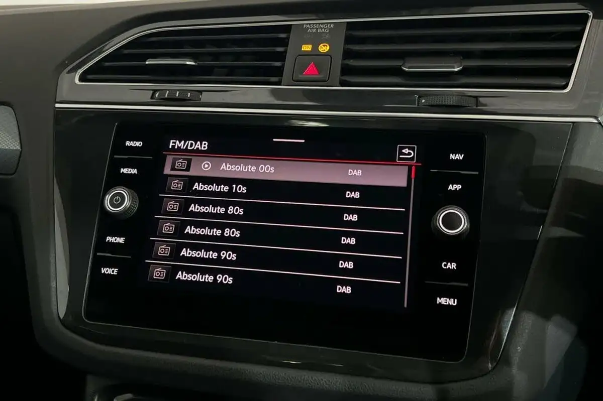 2022-volkswagen-tiguan-20tdi-active-big-14