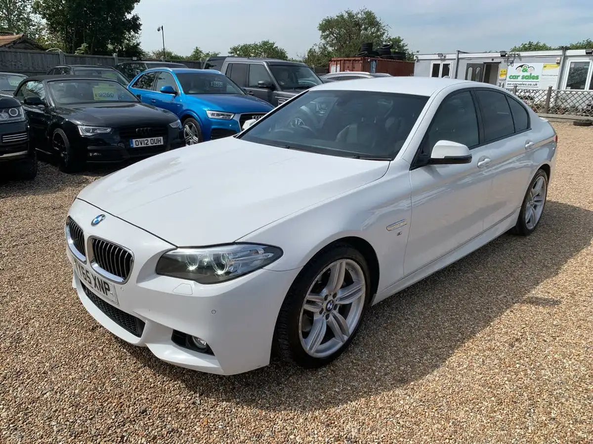 2015-bmw-5-series-30td-530d-m-sport-saloon-4d-big-2