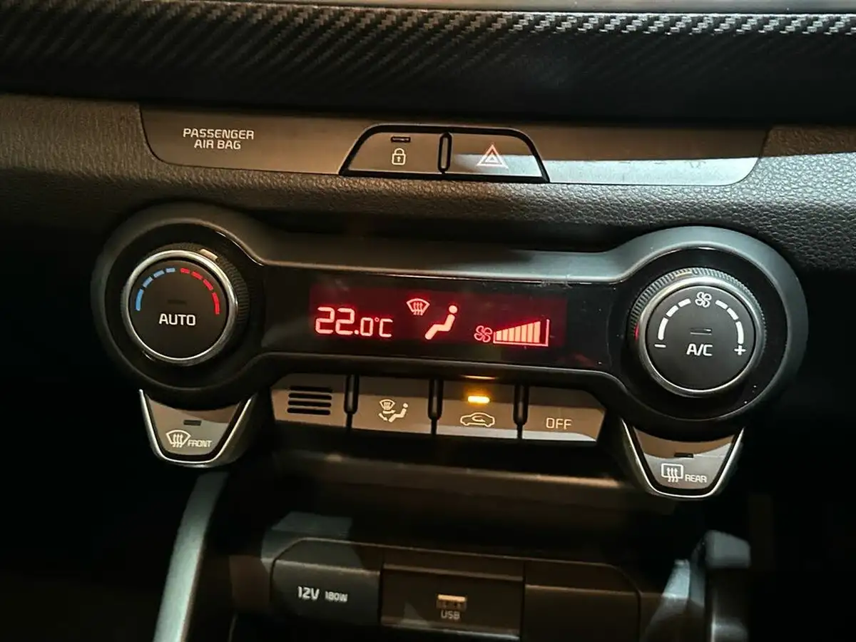 2024-kia-stonic-10-t-gdi-gt-line-98bhp-big-11
