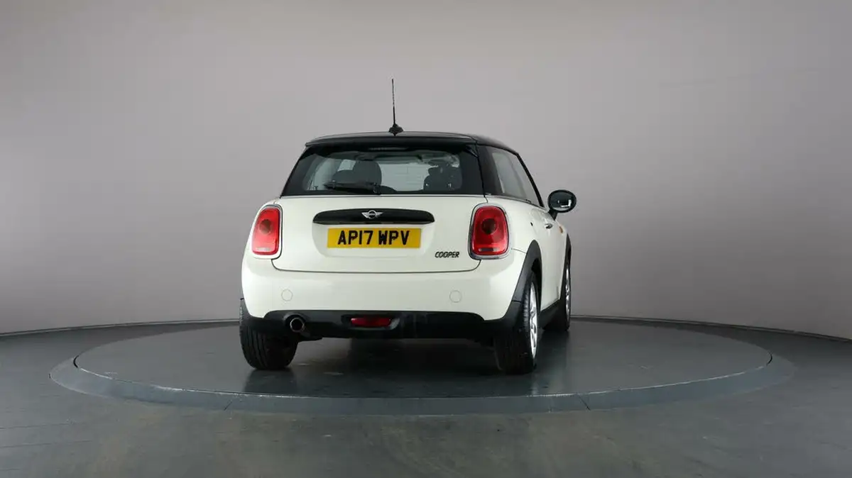 2017-mini-cooper-15-cooper-ss-hatchback-3d-big-65