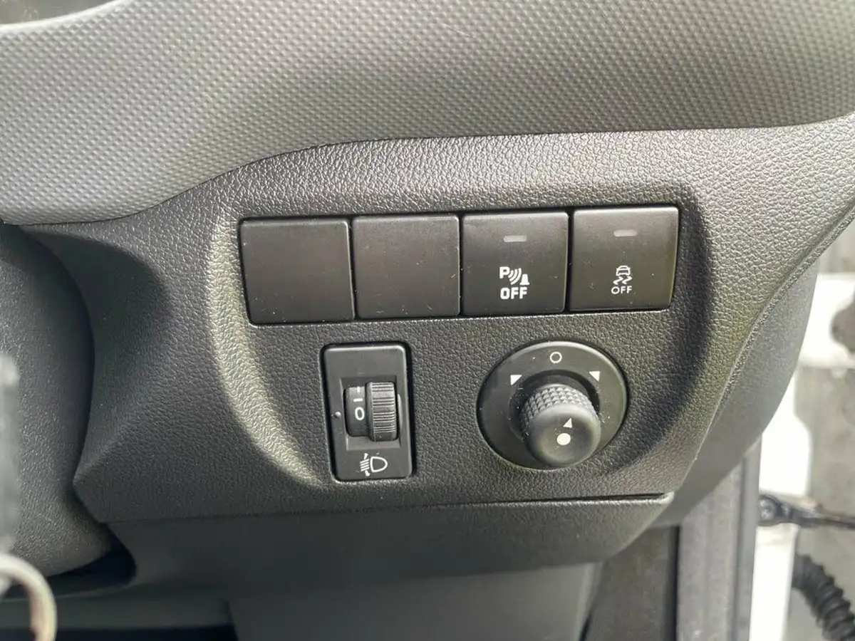 2018-peugeot-partner-16bluehdi-s-l1-75pseu6-648-panel-big-13