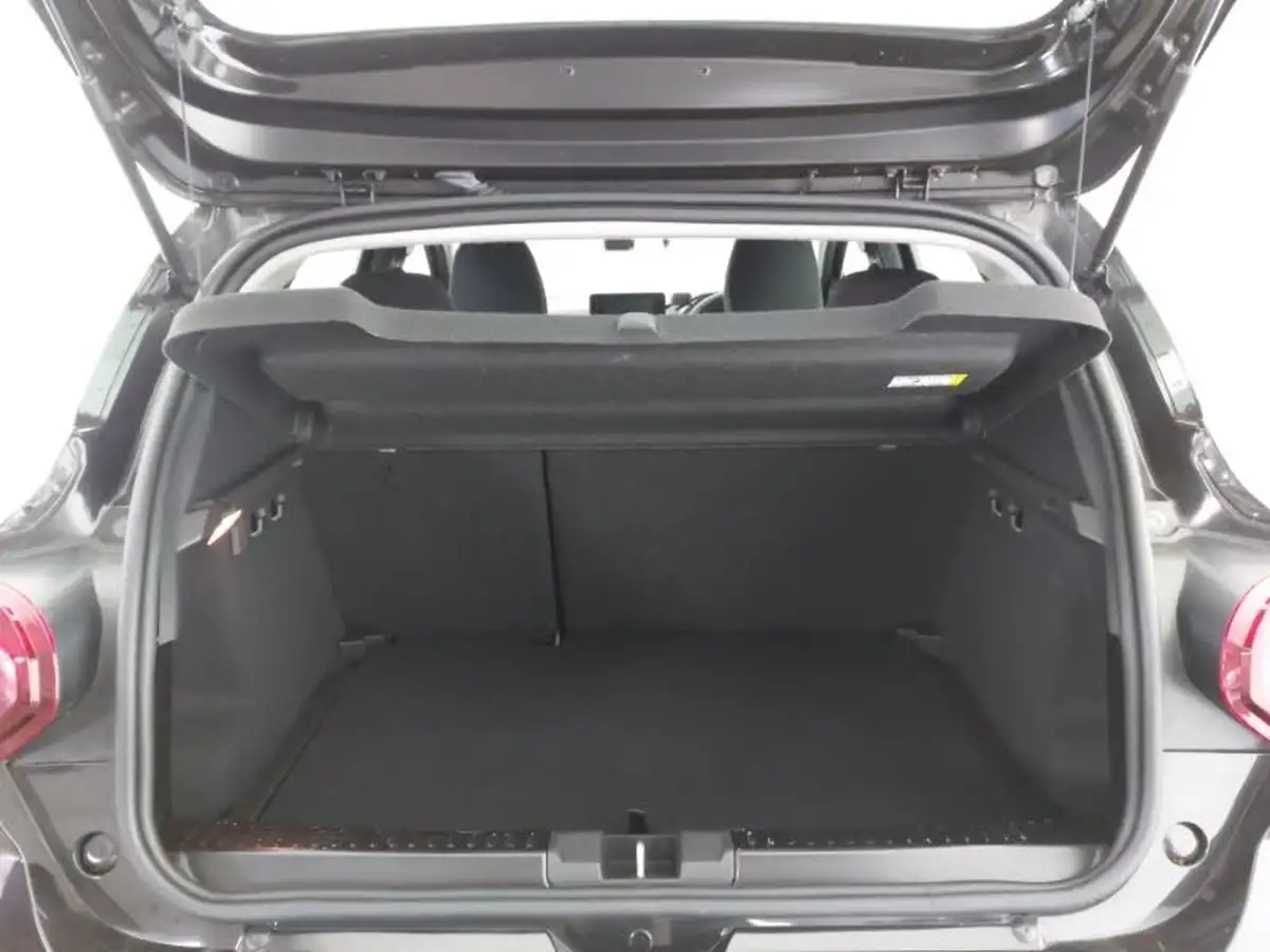 2023-dacia-sandero-stepway-10-tce-essential-90bhp-big-7