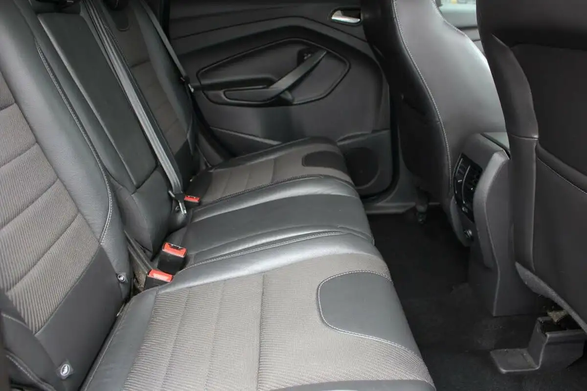 2014-ford-kuga-20tdci-titanium-140ps-big-15