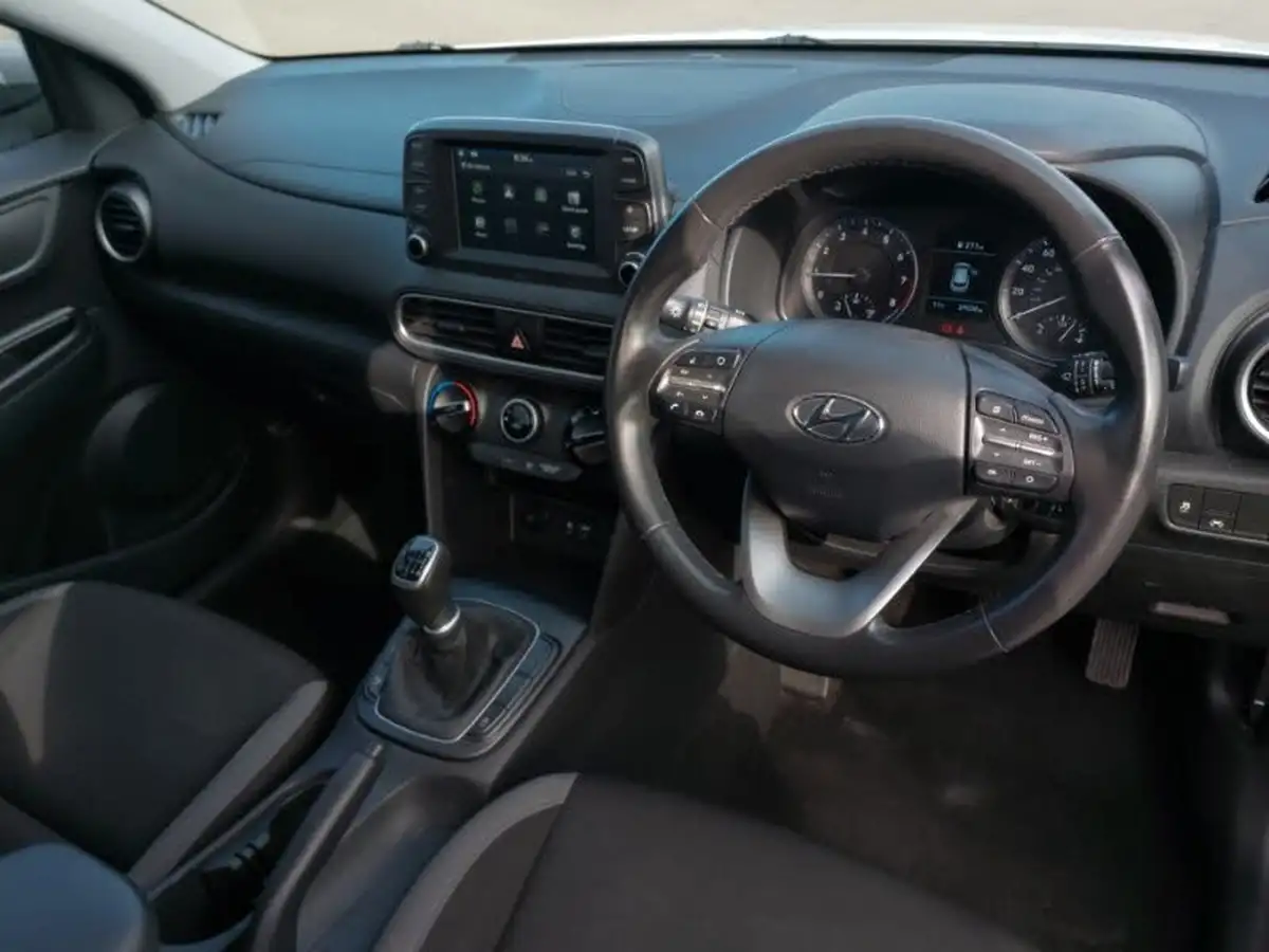 2020-hyundai-kona-10-t-gdi-se-big-11
