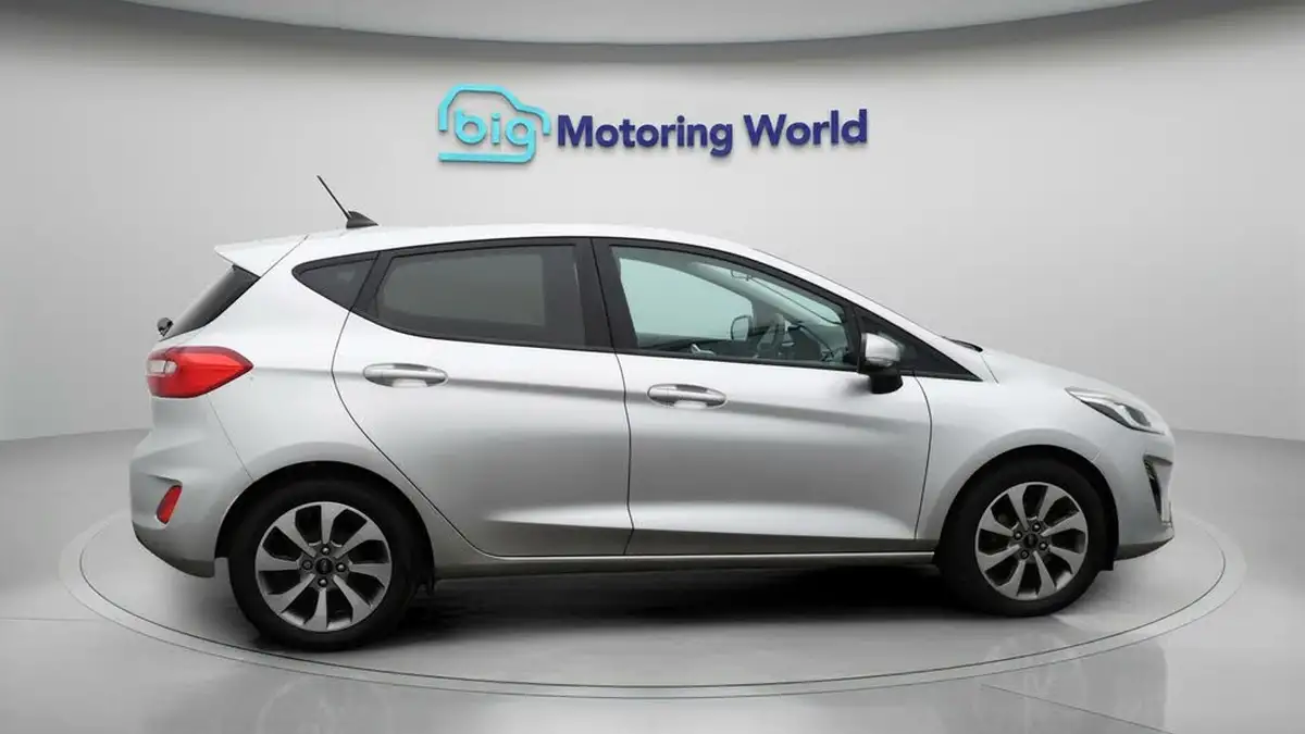 2020-ford-fiesta-10t-trend-95ps-5d-big-8