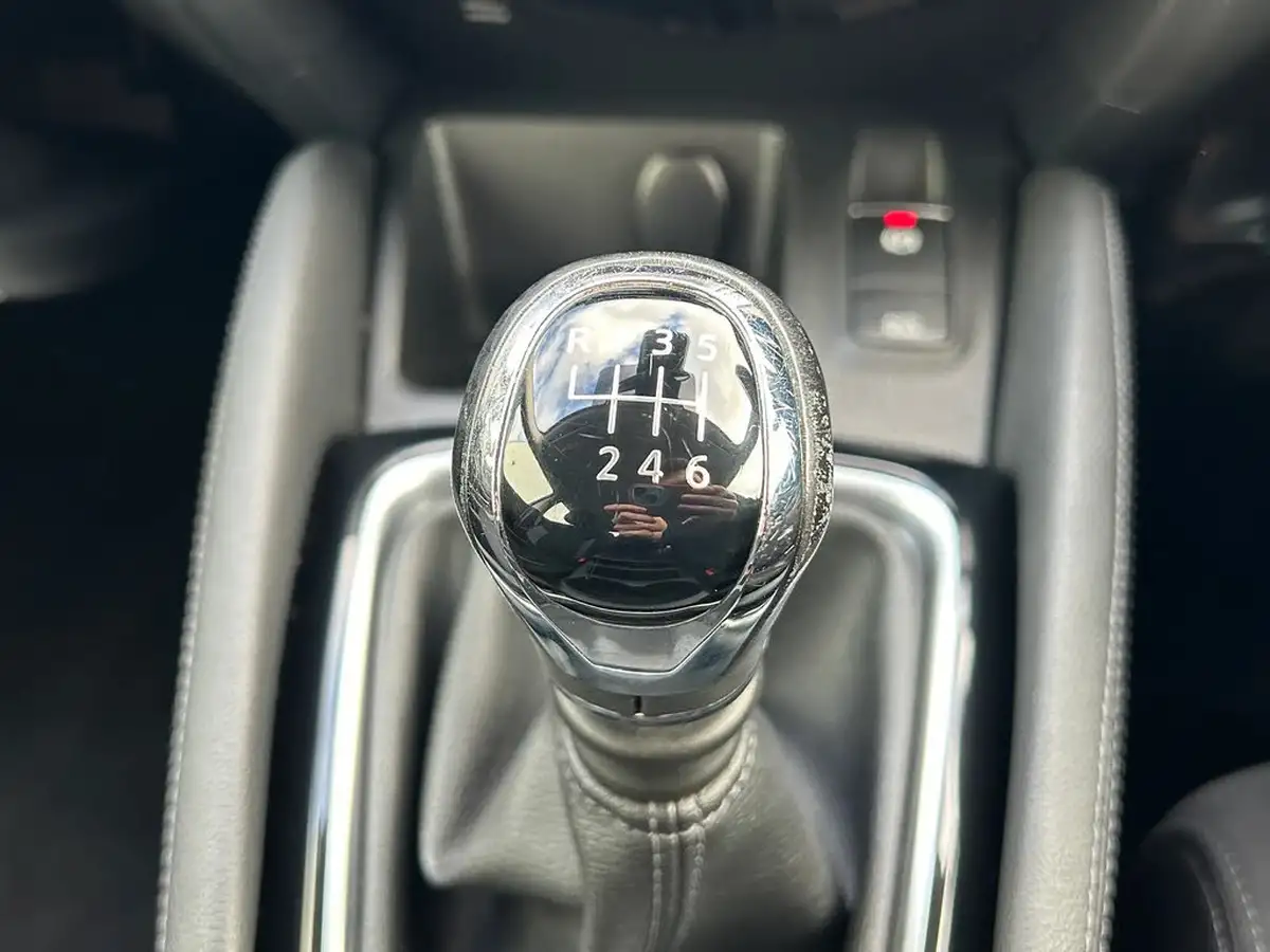 2020-nissan-qashqai-13-dig-t-acenta-premium-140ps-big-23