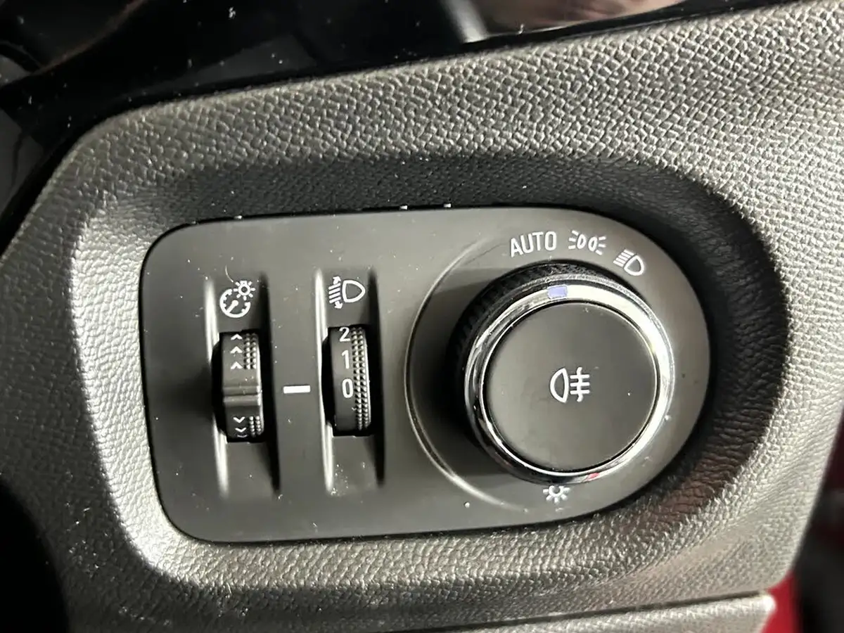 2020-vauxhall-corsa-12i-se-nav-big-26