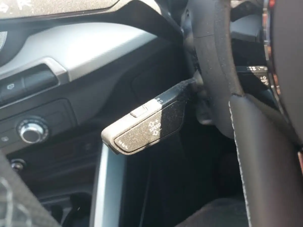 2022-audi-q2-15-35-tfsi-s-line-tronic-big-15
