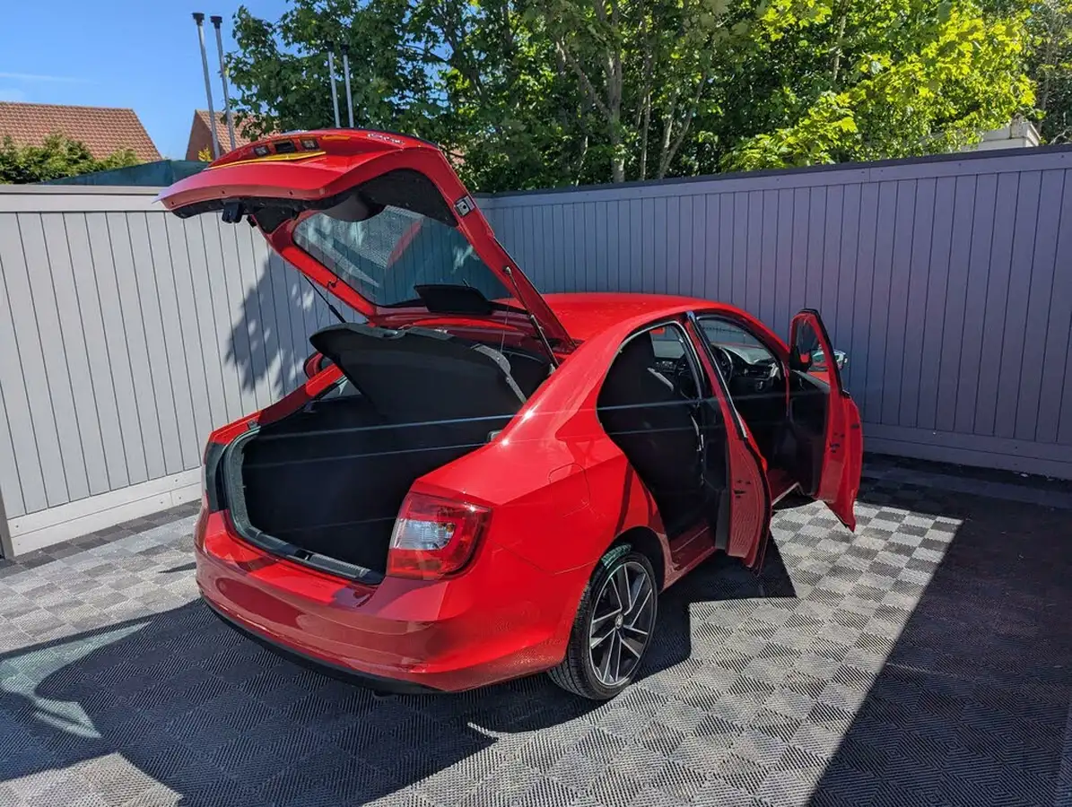 2017-skoda-rapid-12-tsi-sport-big-15
