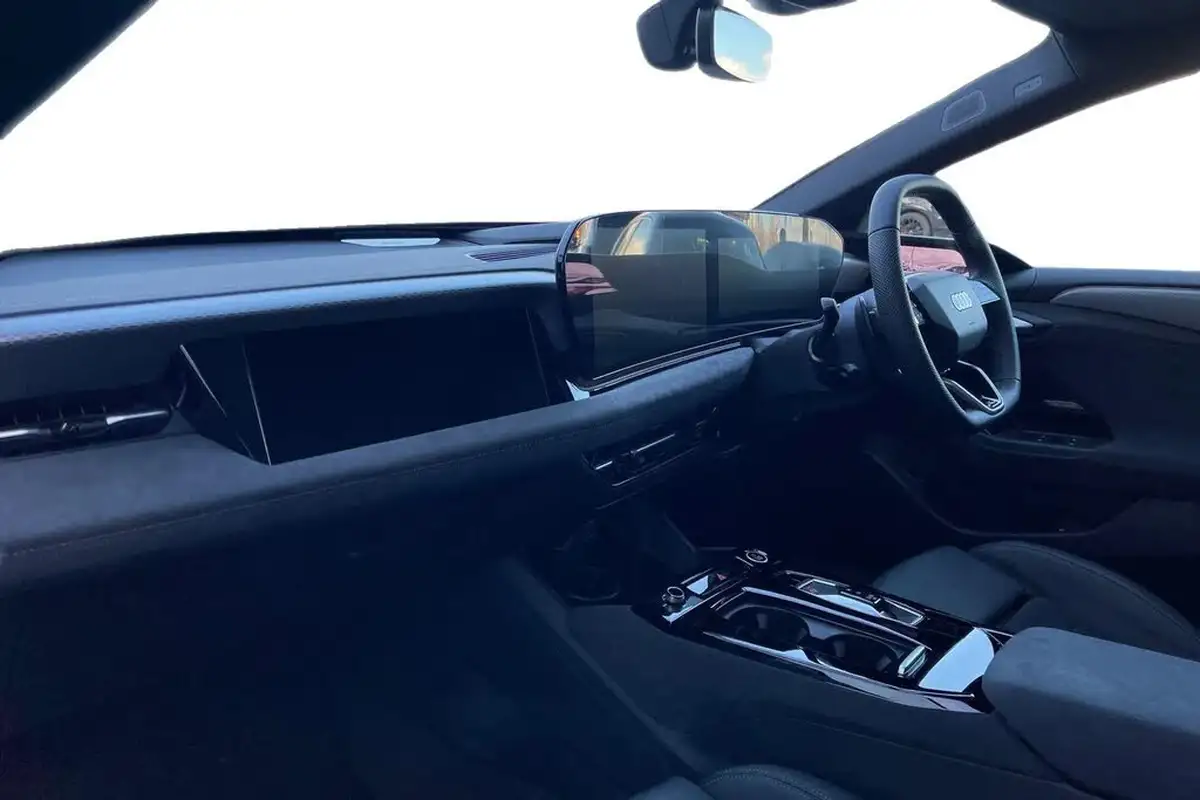 2025-audi-a6-e-tron-e-launch-edition-big-13