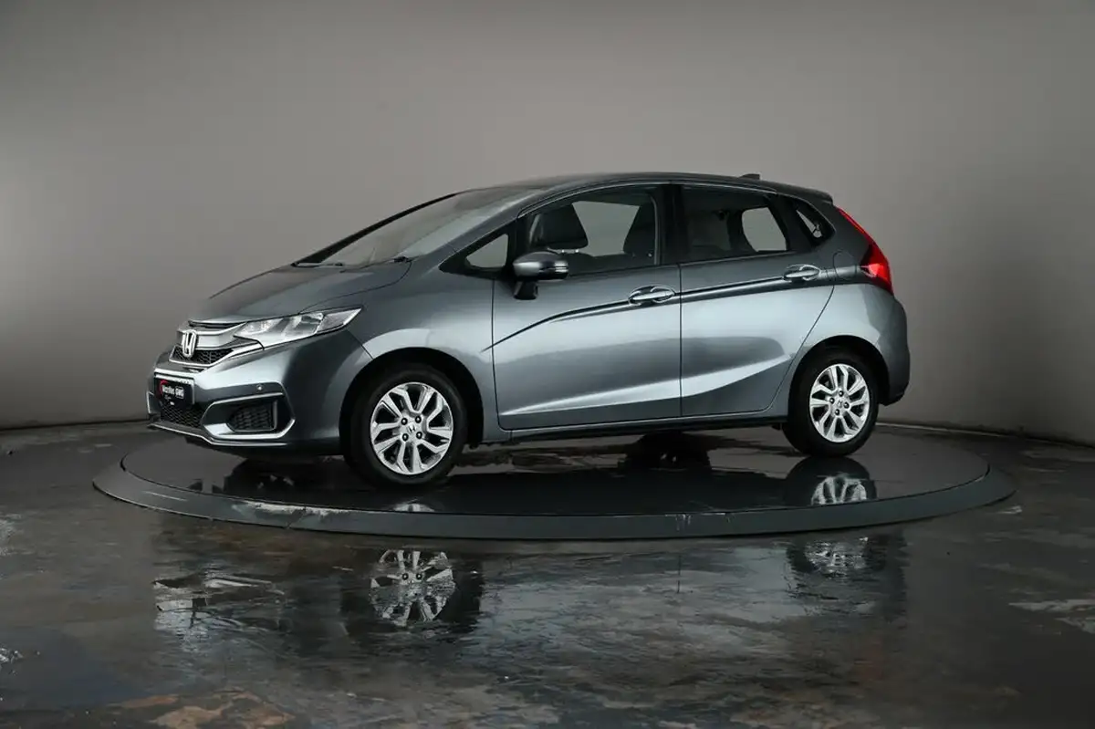 2018-honda-jazz-13-i-vtec-se-navi-big-10