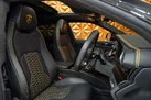 2022-lamborghini-urus-40-no-trim-small-10