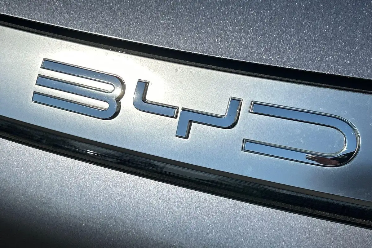 2024-byd-atto-3-e-design-big-40