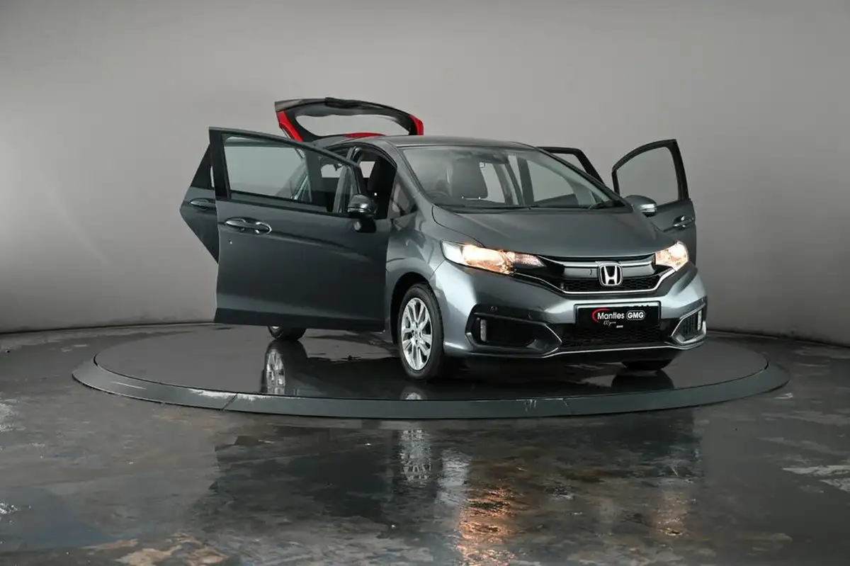 2018-honda-jazz-13-i-vtec-se-navi-big-38