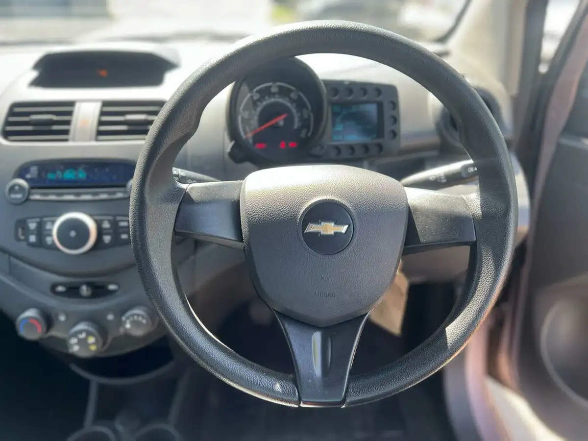 2011-chevrolet-spark-10-big-19