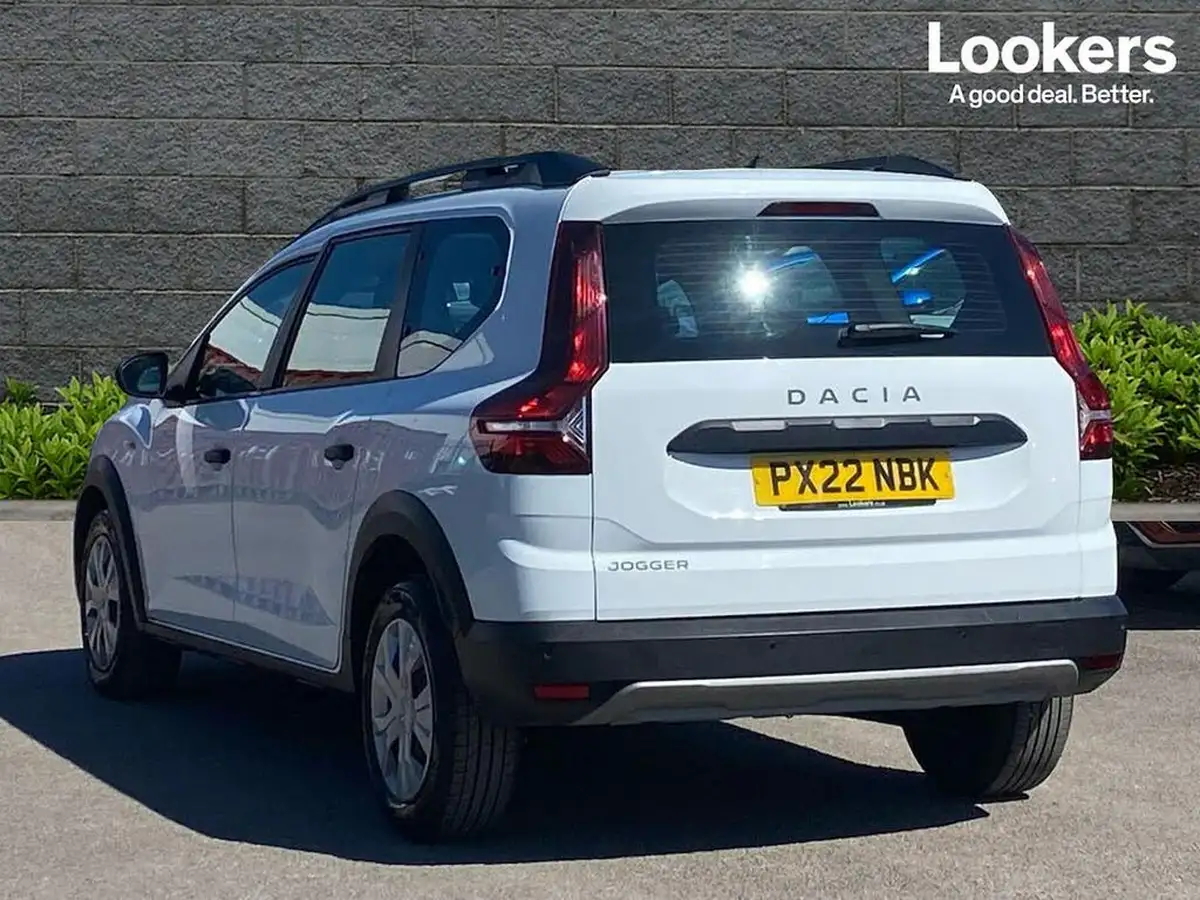 2022-dacia-jogger-10-tce-essential-big-1