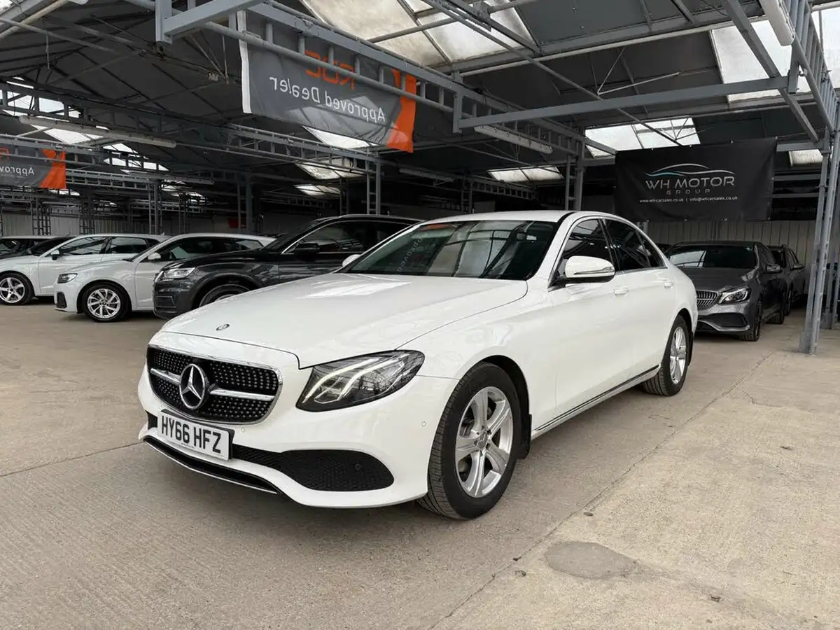 2017-mercedes-benz-e-class-20d-e220d-se-ss-saloon-4d-big-13