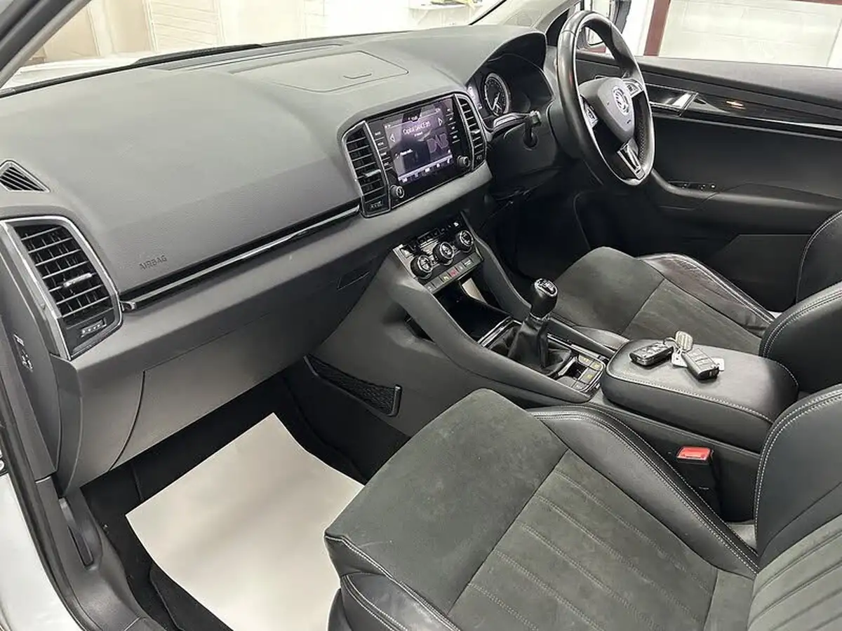 2018-skoda-karoq-16tdi-se-l-scr-1596cc-big-9