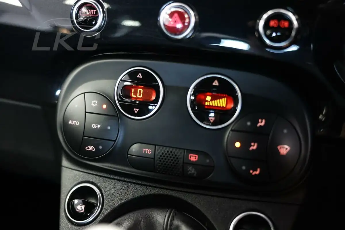 2021-abarth-595-14-tjet-scorpioneoro-big-29