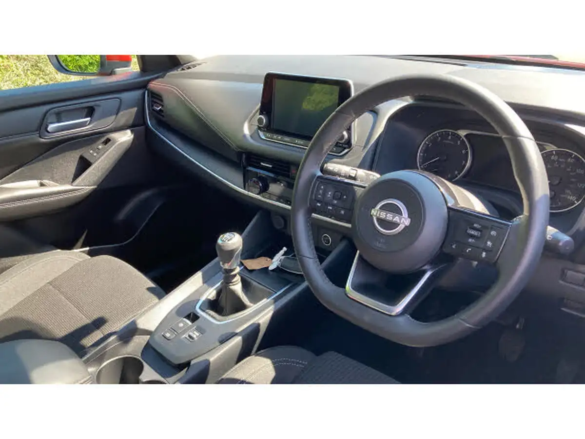 2023-nissan-qashqai-13-dig-t-acenta-premium-140ps-big-10