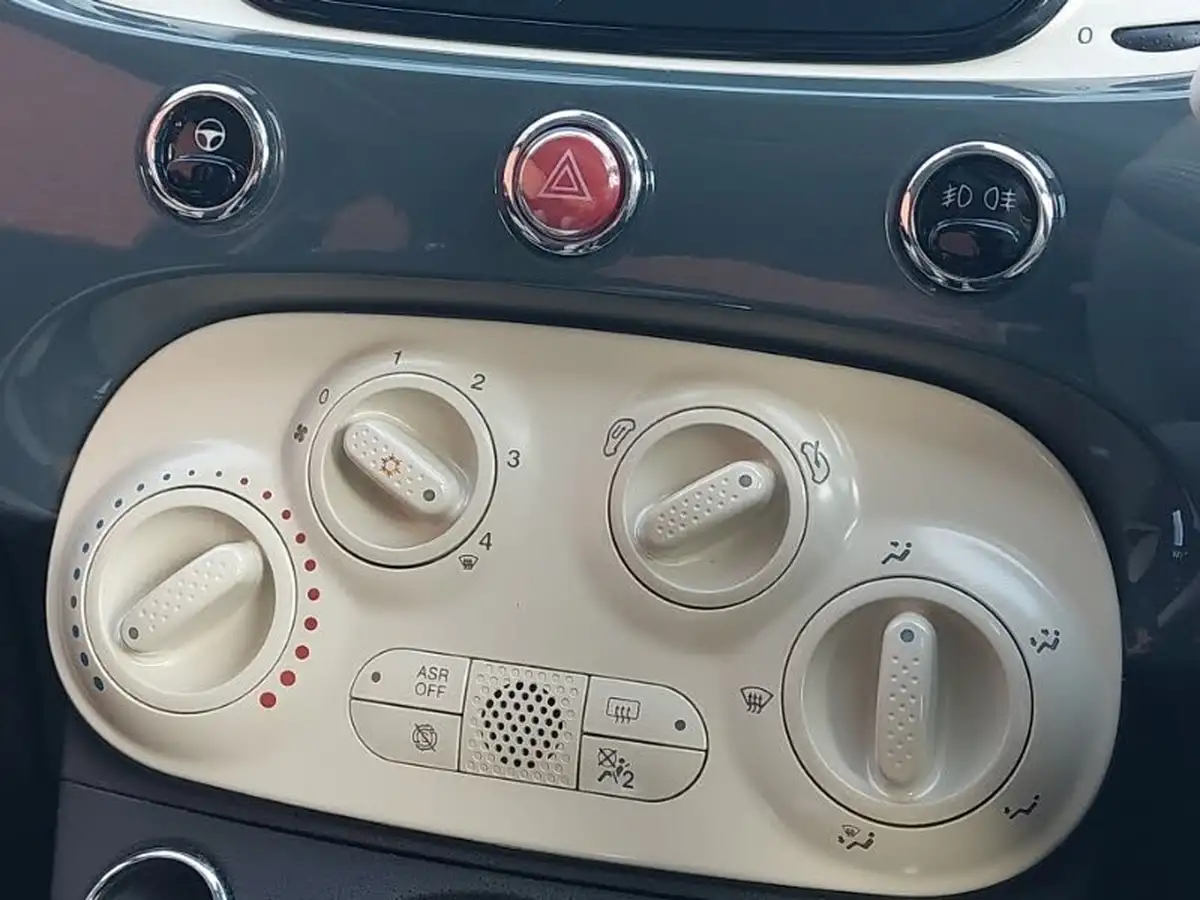 2022-fiat-500-10-dolcevita-big-16