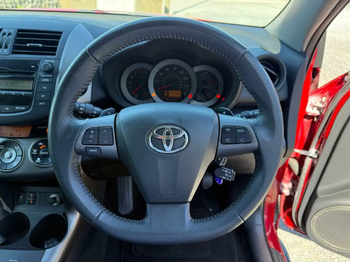 2012-toyota-rav4-22td-xt-r-22d-cat-150bhpawd-auto-big-78