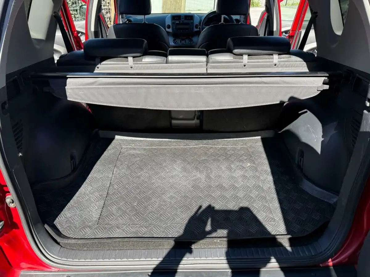 2012-toyota-rav4-22td-xt-r-22d-cat-150bhpawd-auto-big-54