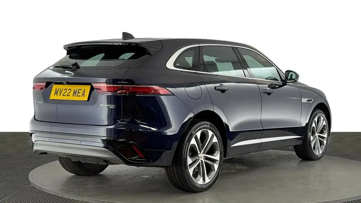 2022-jaguar-f-pace-20-p400e-r-dynamic-hse-big-3