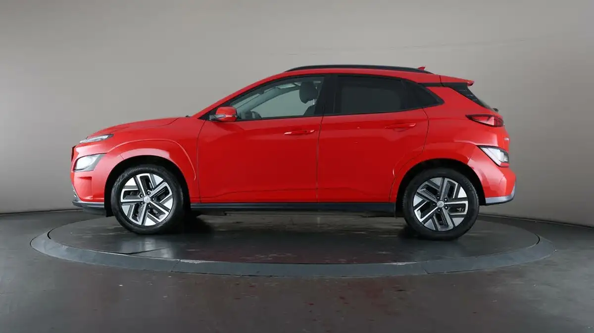 2021-hyundai-kona-e-ultimate-big-4