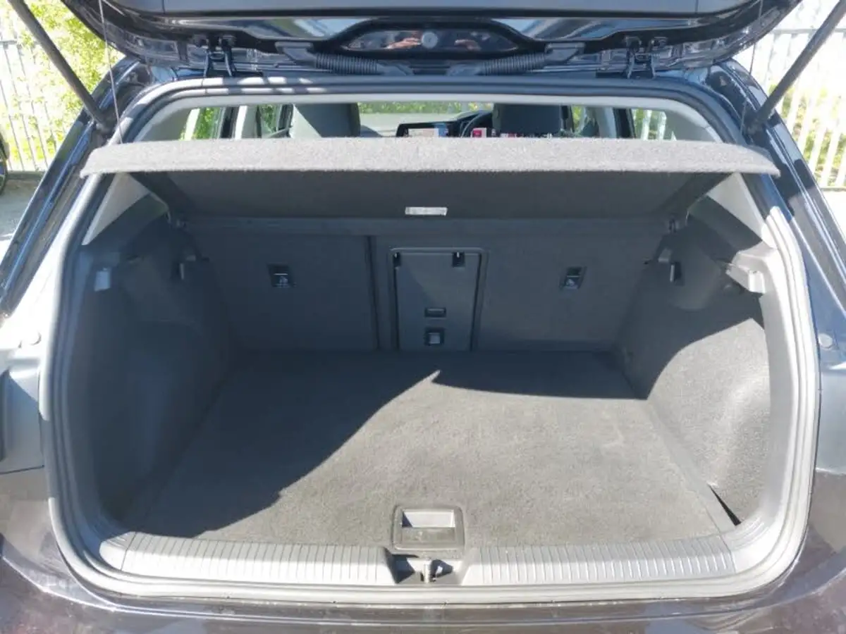 2020-volkswagen-golf-15-tsi-life-130ps-hatchback-big-7