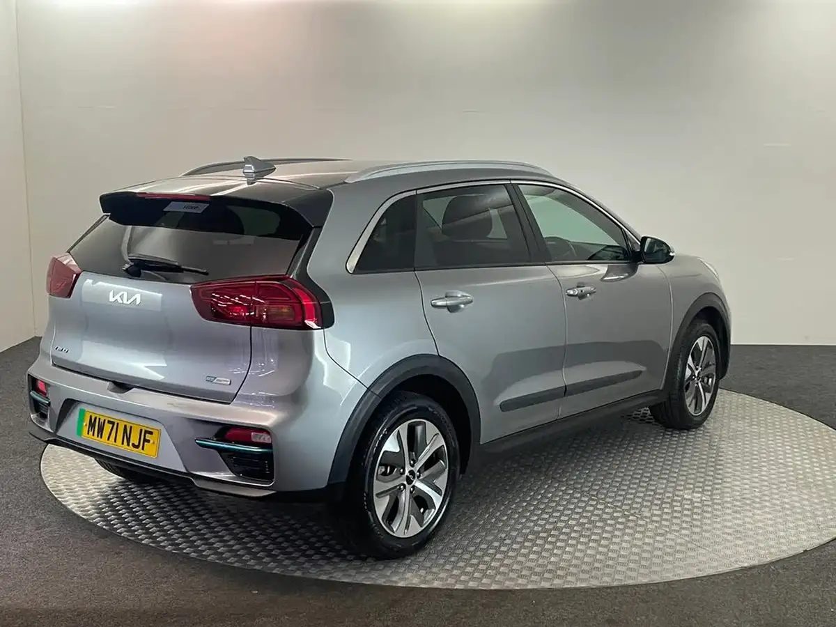 2022-kia-e-niro-ev-2-64-big-15