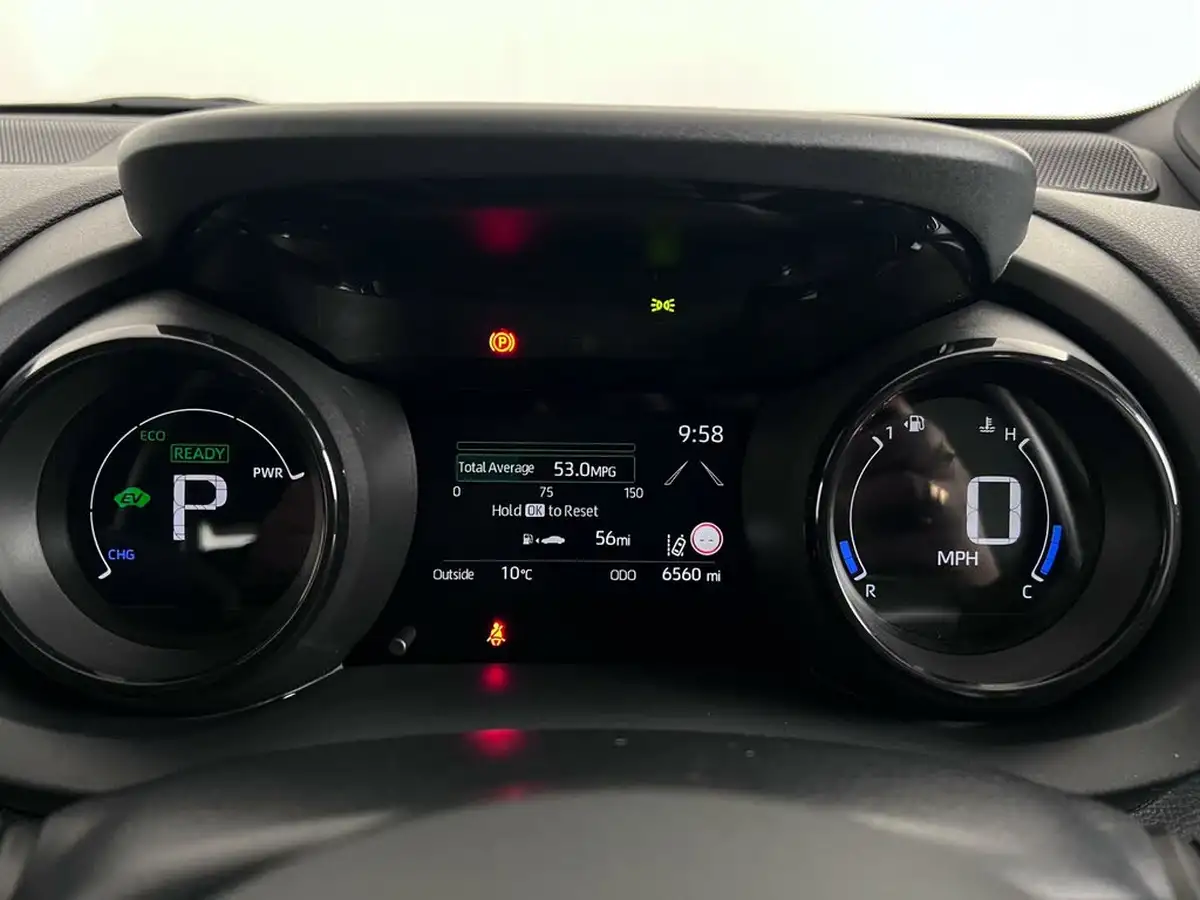 2022-toyota-yaris-15-vvt-i-dynamic-big-20