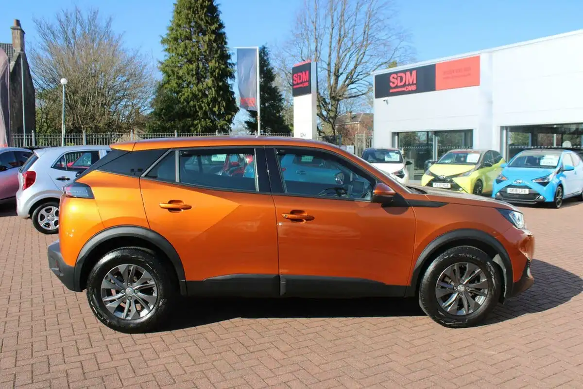 2021-peugeot-2008-suv-12-puretech-active-premium-100bhp-big-3
