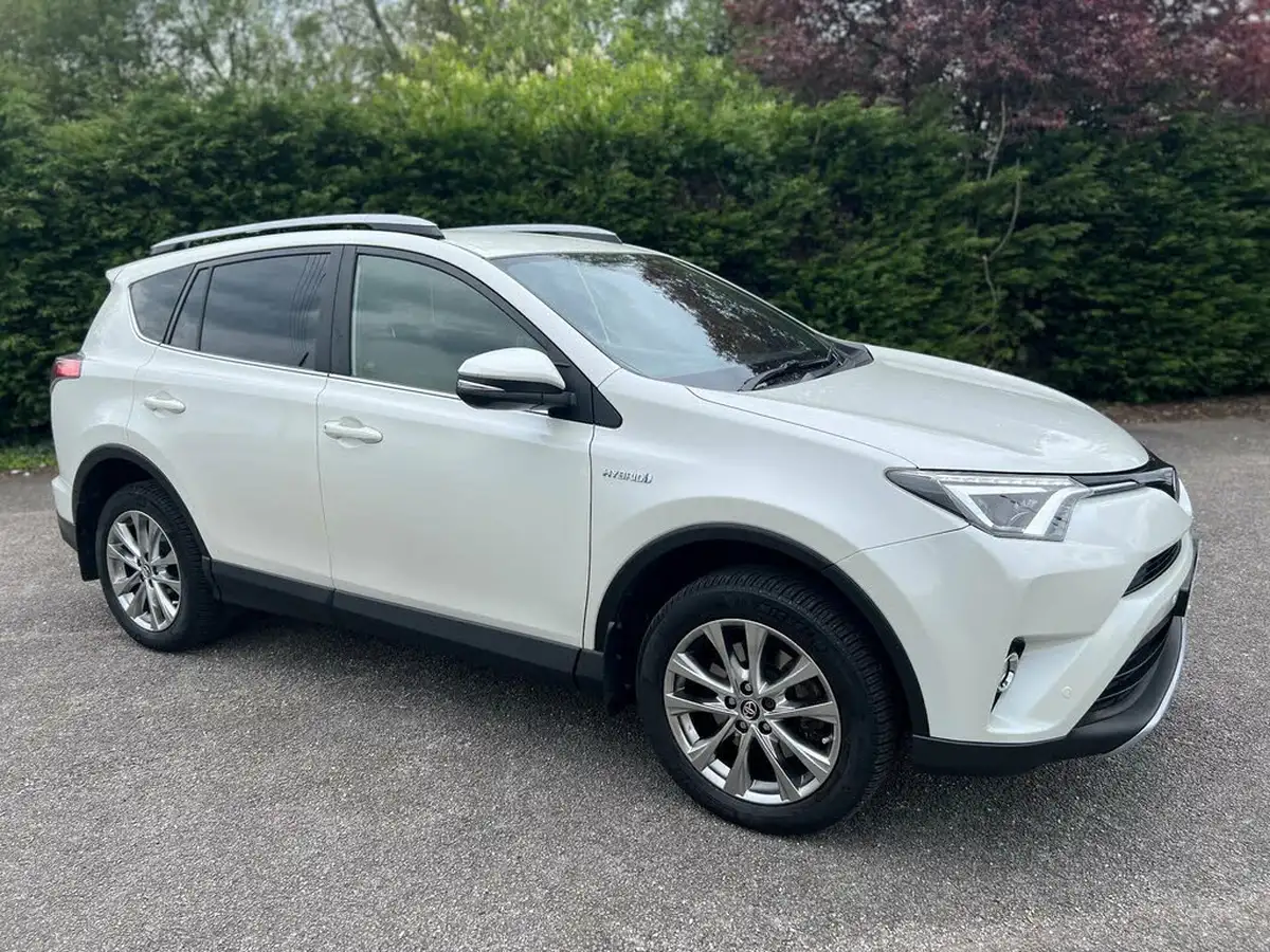 2016-toyota-rav4-25-vvt-i-excel-tss-navi-cvt-big-1