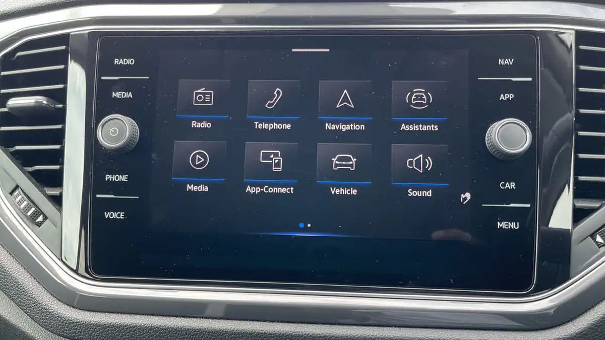 2021-volkswagen-t-roc-15-tsi-sel-dsg-big-24