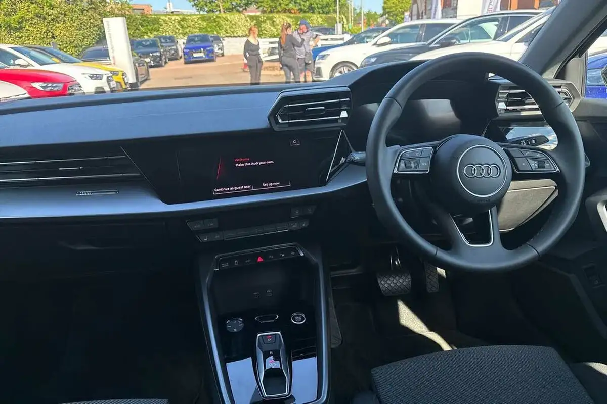2025-audi-a3-15-40-tfsi-e-sport-big-11