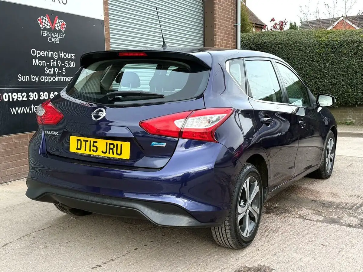2015-nissan-pulsar-15dci-acenta-big-37