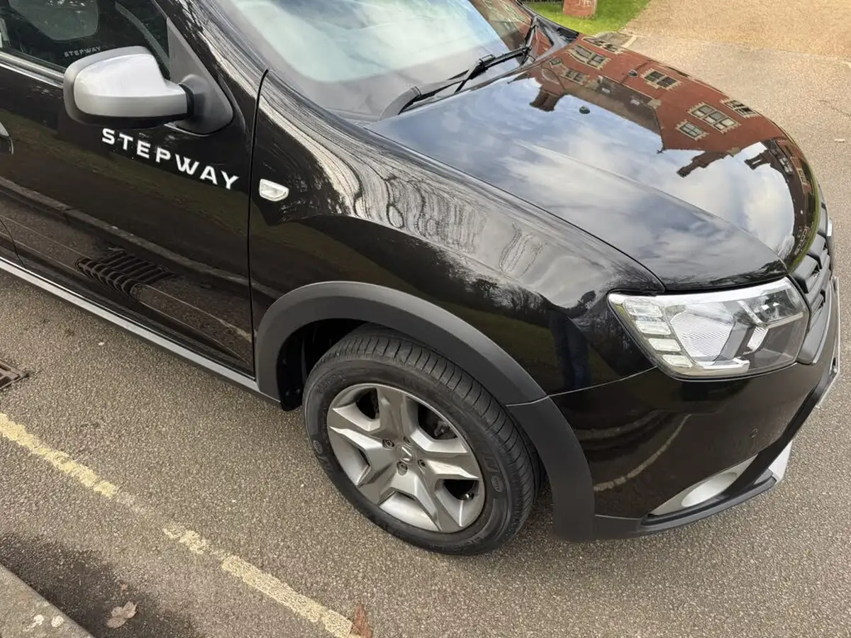 2017-dacia-sandero-stepway-09-tce-laureate-big-33