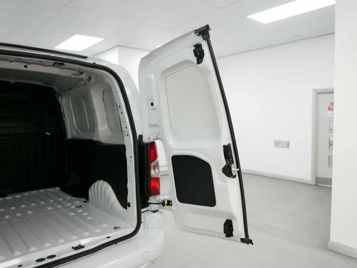 2024-citroen-berlingo-15-bluehdi-1000-driver-edition-130pseu6d-eat8-big-27