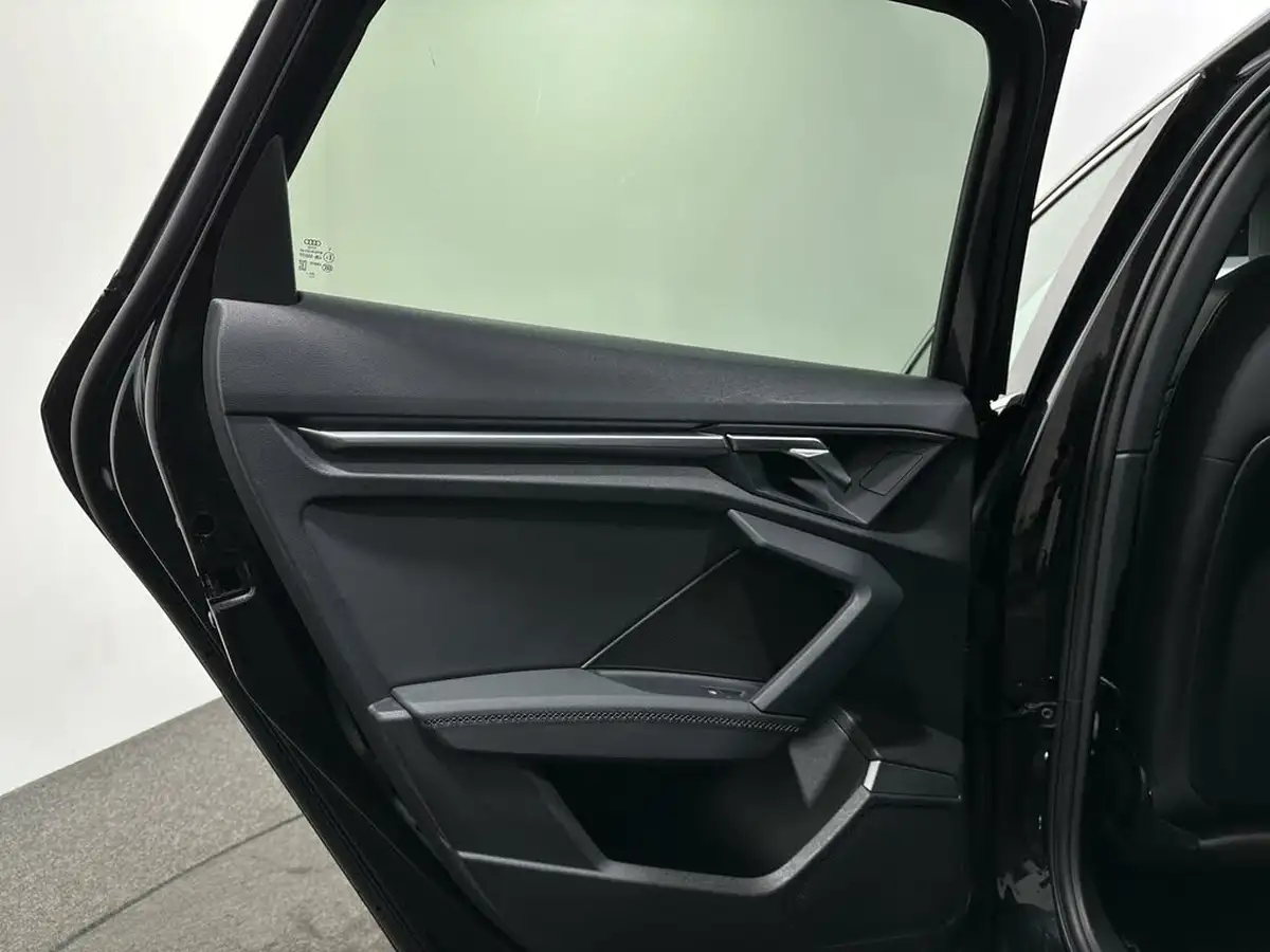 2021-audi-a3-14-40-tfsi-e-s-line-big-40