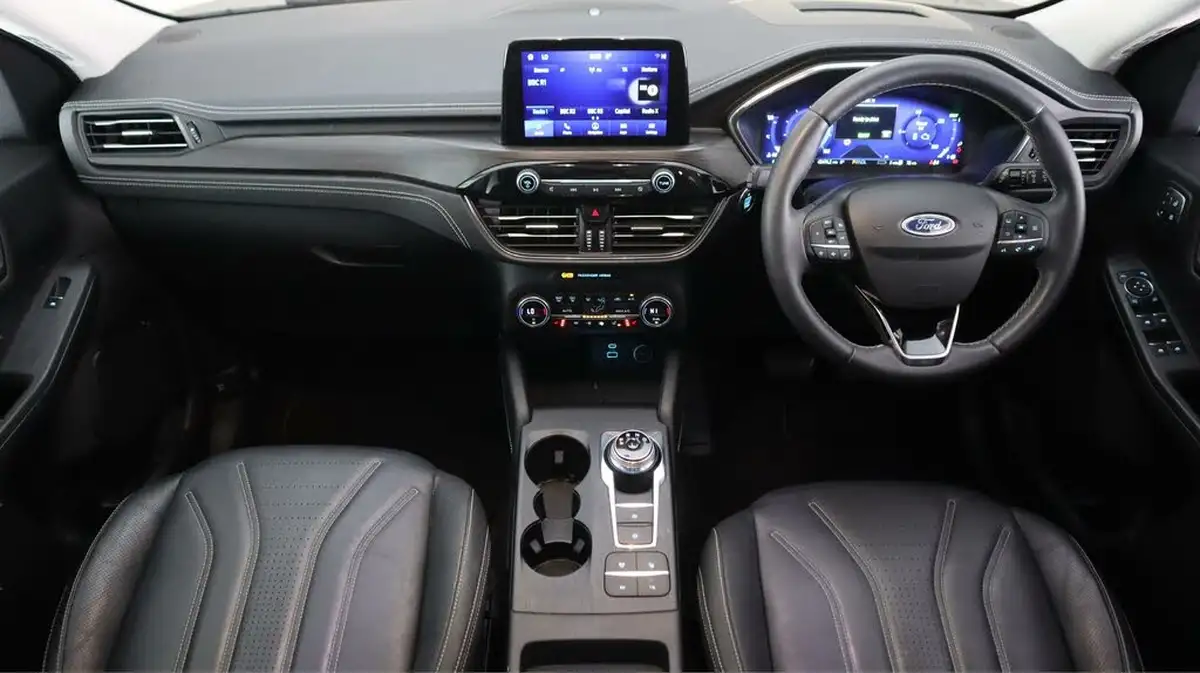 2021-ford-kuga-25t-vignale-225ps-phev-big-18