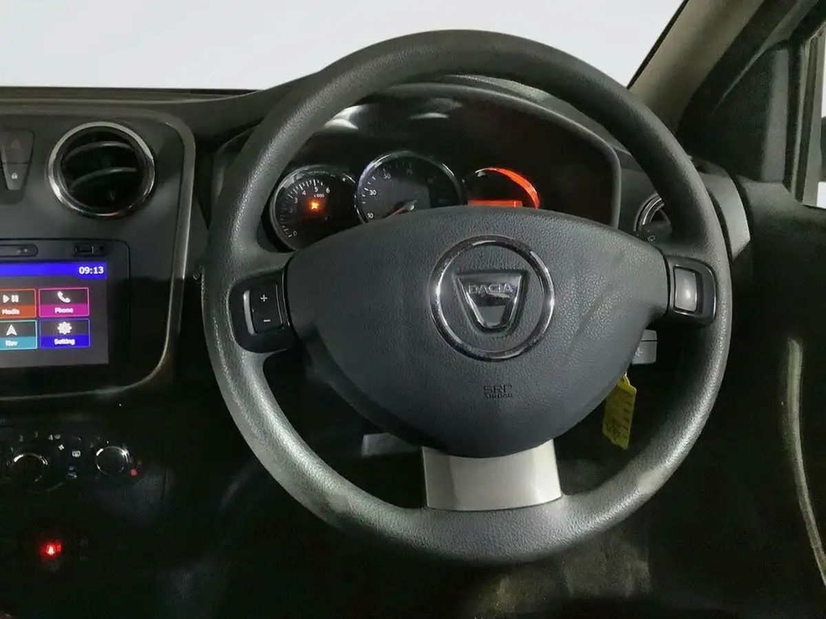 2016-dacia-sandero-stepway-09-tce-laureate-big-8