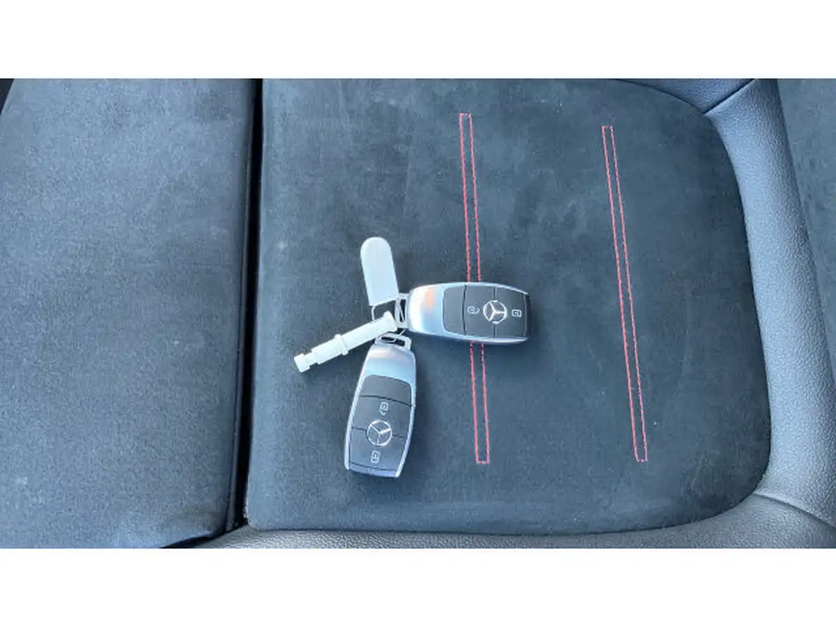 2021-mercedes-benz-glb-class-13-glb200-amg-line-premium-plus-7-8g-tronic-big-19