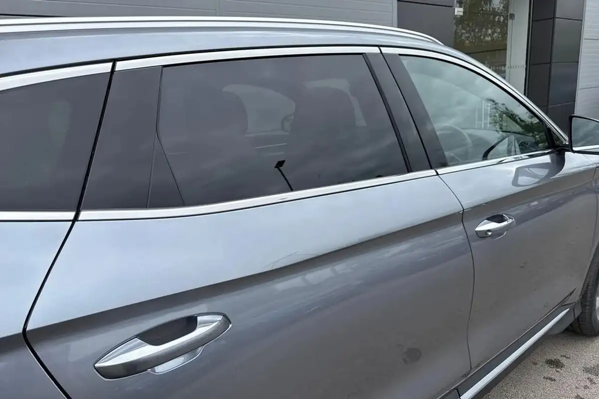 2025-byd-seal-15-design-big-26
