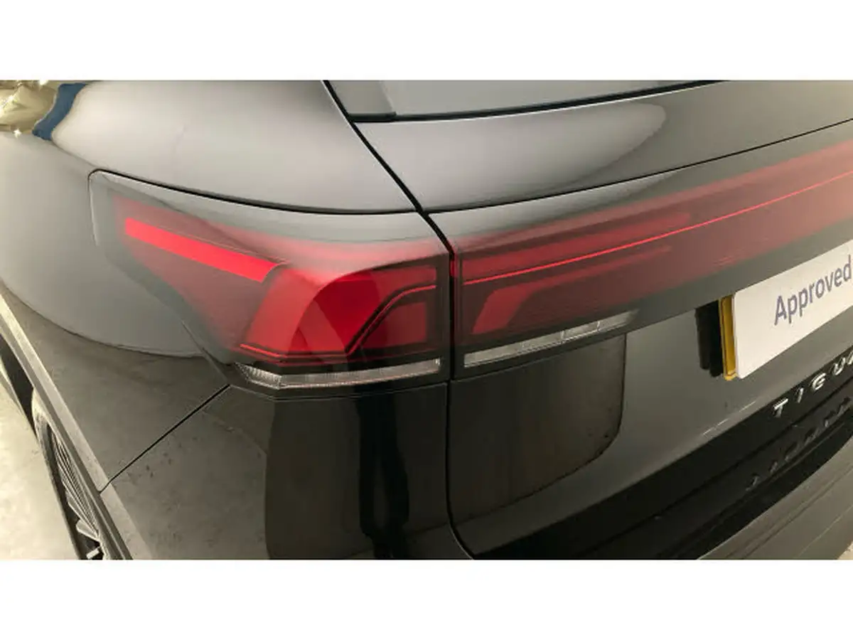 2025-volkswagen-tiguan-15-etsi-life-150ps-big-42