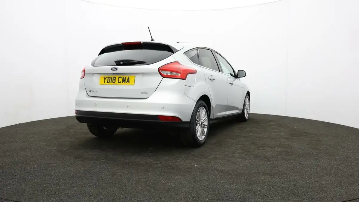 2018-ford-focus-10t-zetec-edition-125ps-hatchback-auto-big-74