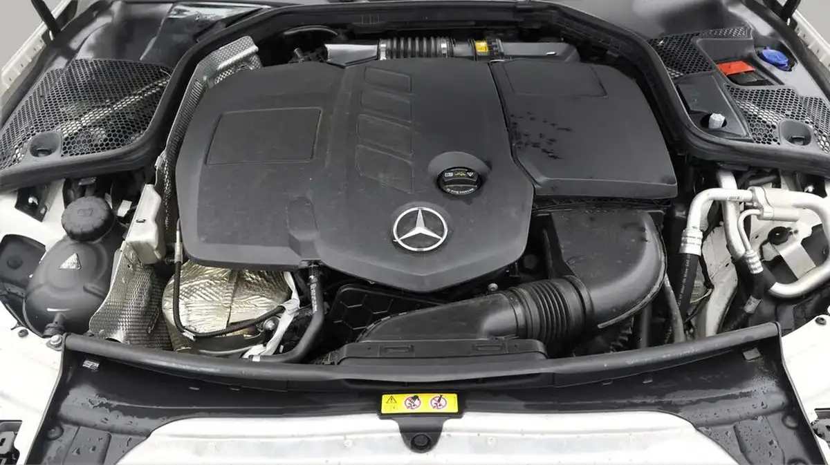 2021-mercedes-benz-c-class-20d-c220d-amg-line-edition-coupe-2d-big-19