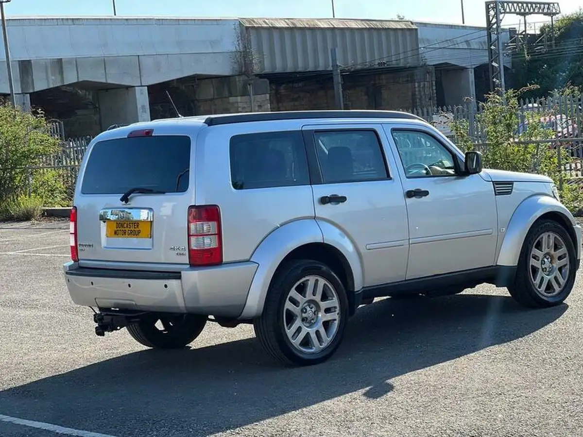 2009-dodge-nitro-28td-sxt-auto-big-15