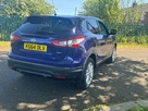 2015-nissan-qashqai-15dci-acenta-premium-small-8